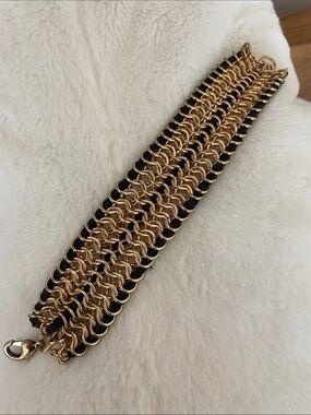 RARE. Gold & Black Chainlink Bracelet